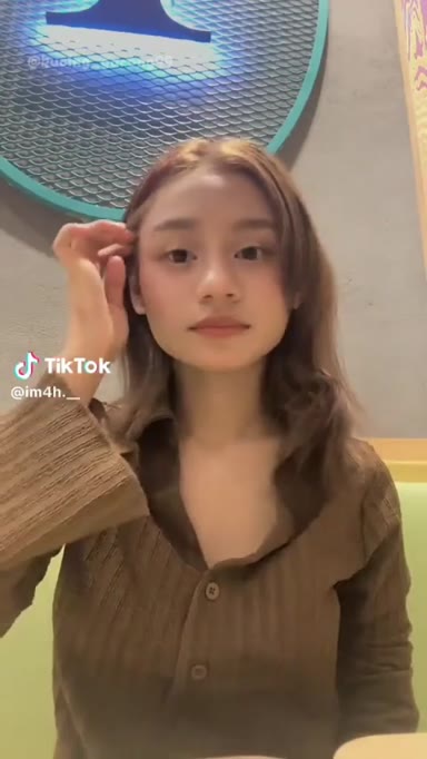 Imah selebgram tiktok suka sepong dimobil