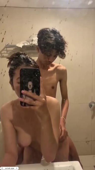 Minta di temenin ngewe sebelum tidur